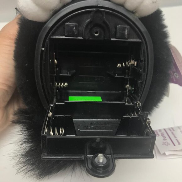 1998 VTG Tiger Electronics Furby All-Black Blue Eyes Robotic Pet Toy 70-800 - Picture 8 of 9